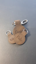 Load image into Gallery viewer, Leather Dog Tags - Round Shape - Quiet and Stylish - Natural or Darkened Letters